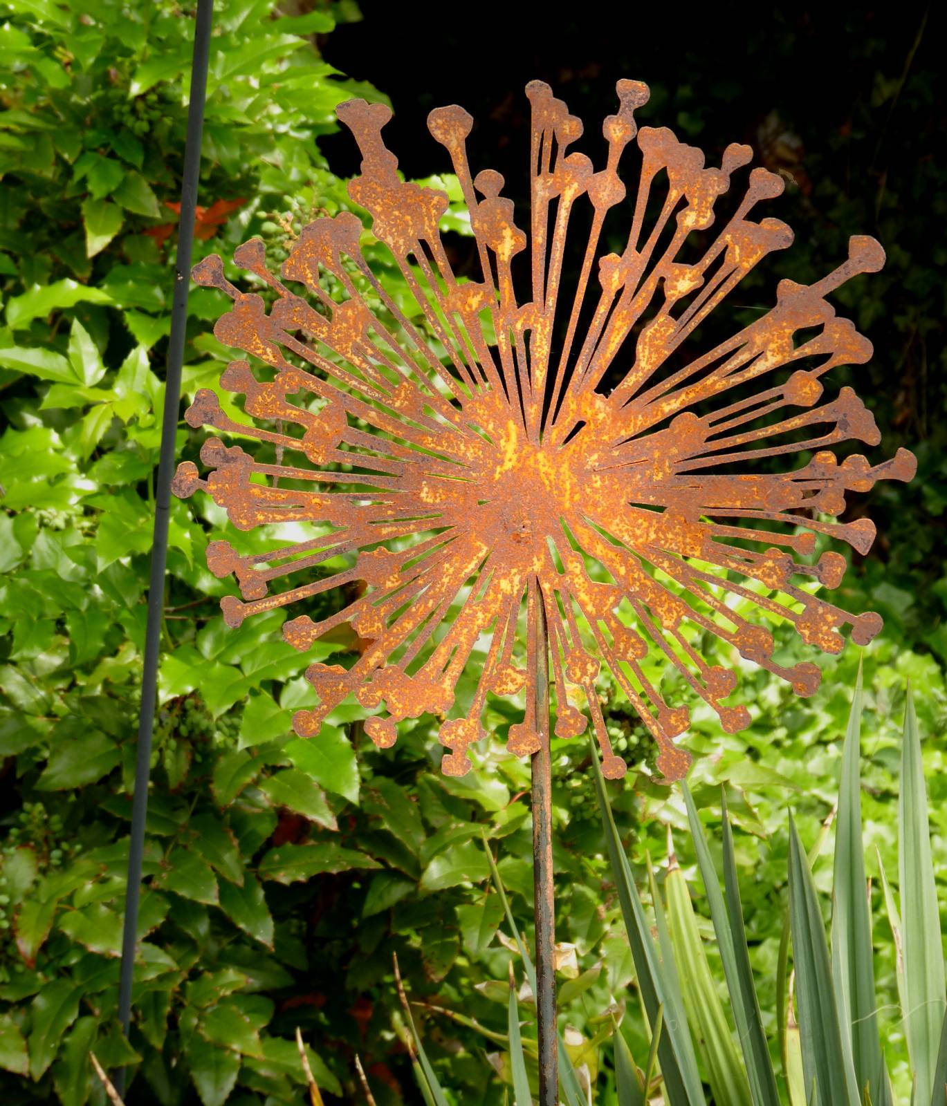 rost skulptur garten